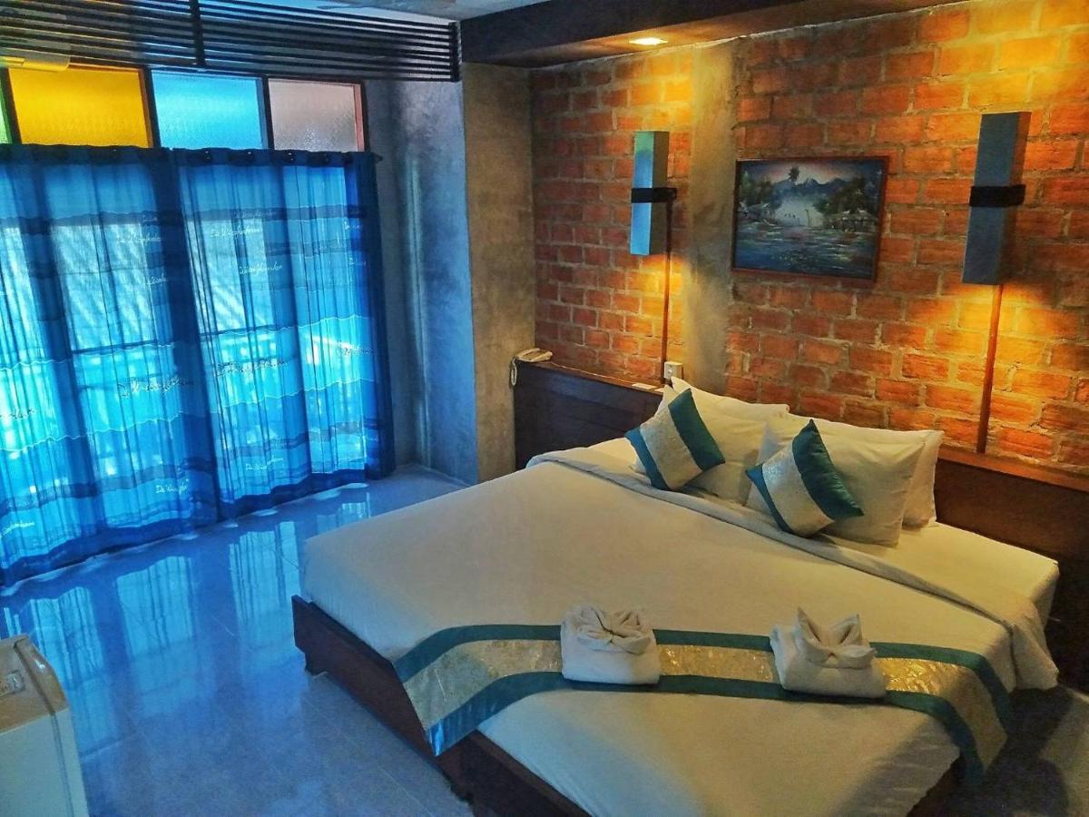 Khách sạn De Wiang Kum Kam 4*